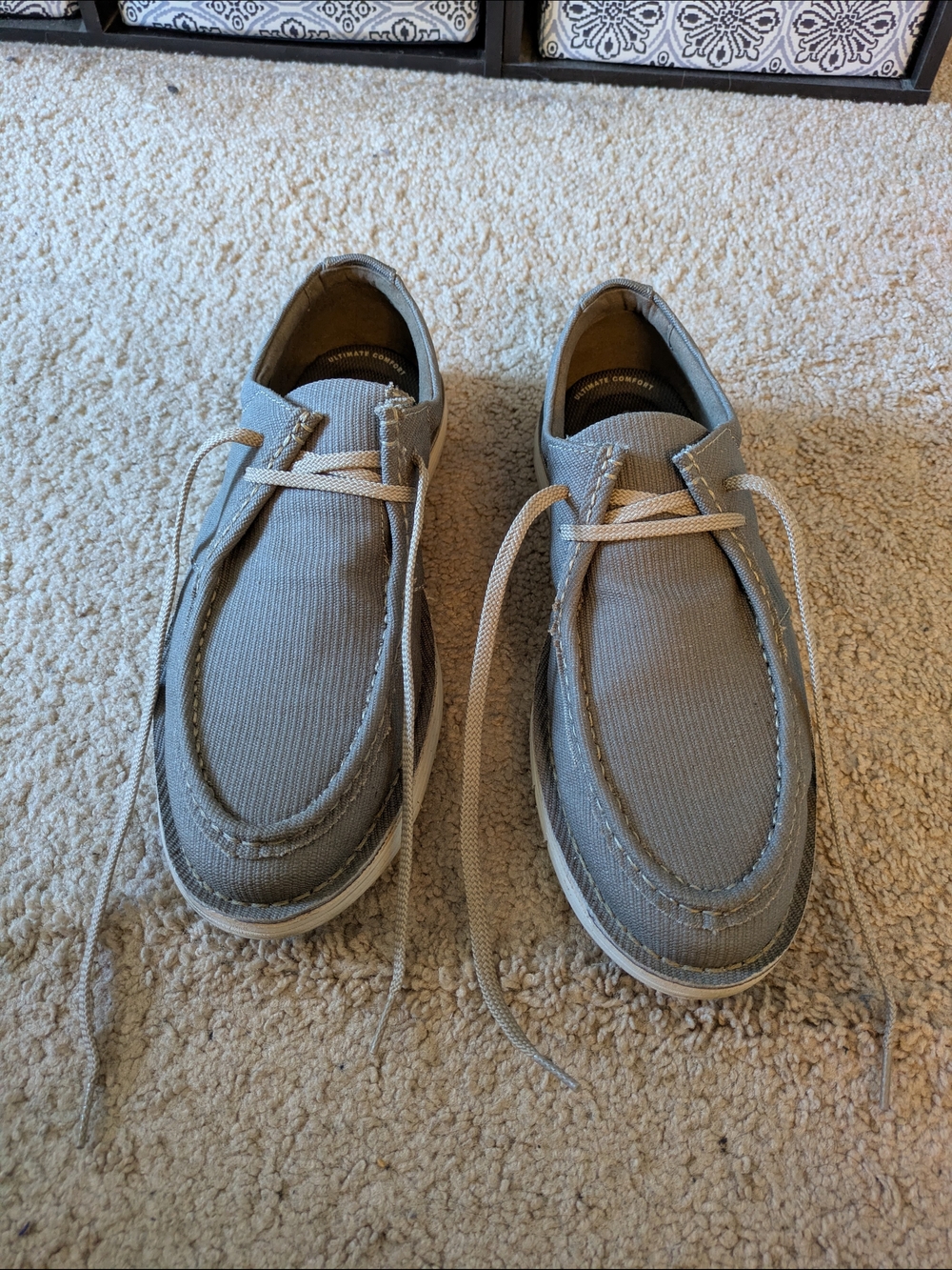 Clarks Casual Men's Canvas Lace-Up Shoes in Light Gray